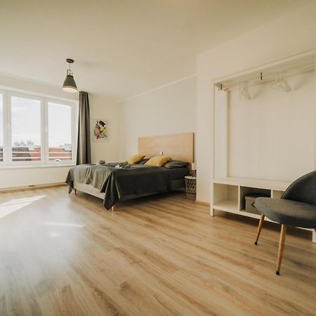 New Equipped Apartment In The City Center 플젠 외부 사진