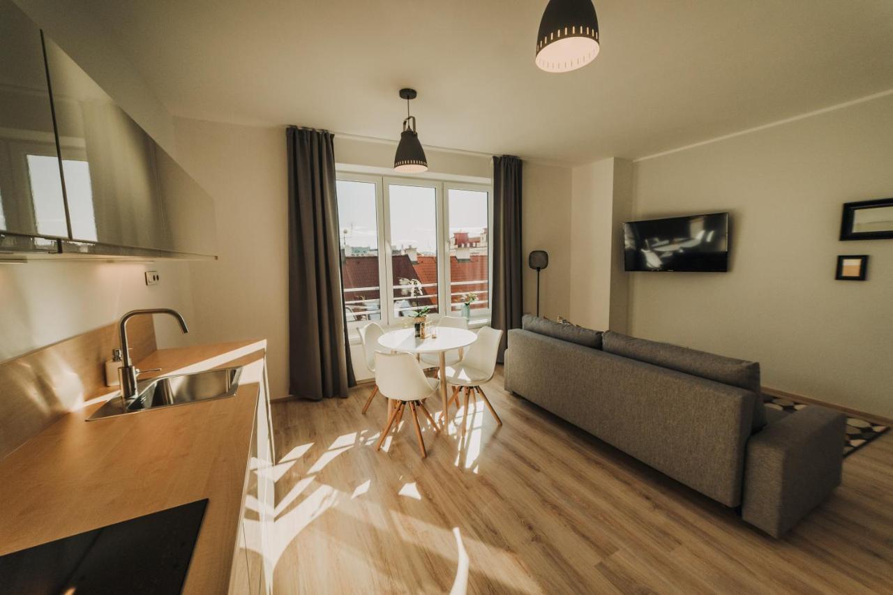 New Equipped Apartment In The City Center 플젠 외부 사진